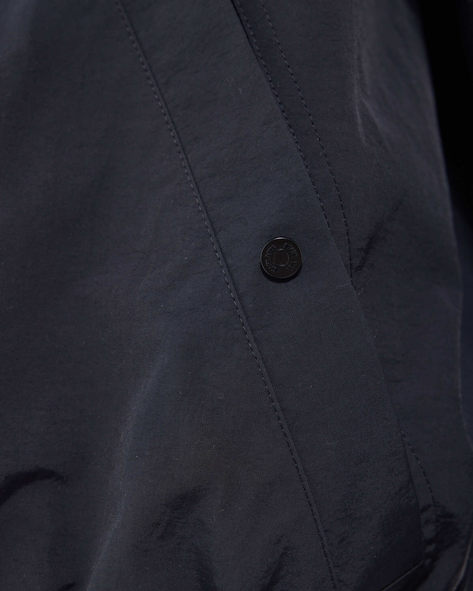 ARC JACKET - BLACK - Image 9