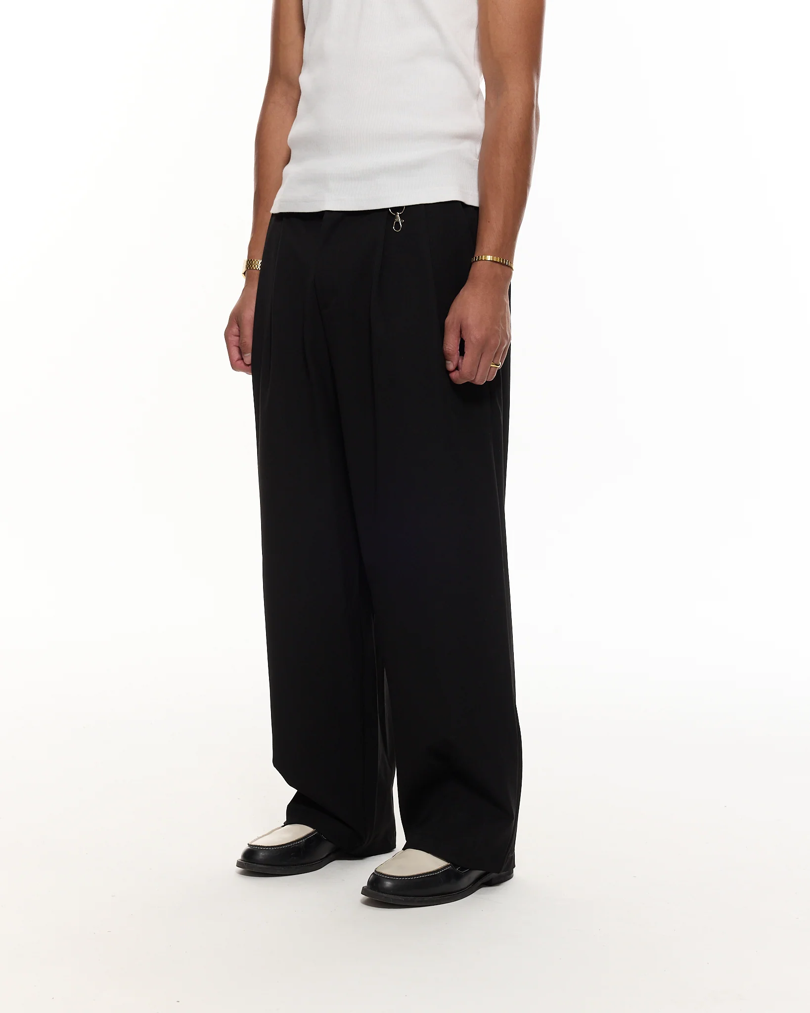 PLEATED PANT - BLACK - Image 5