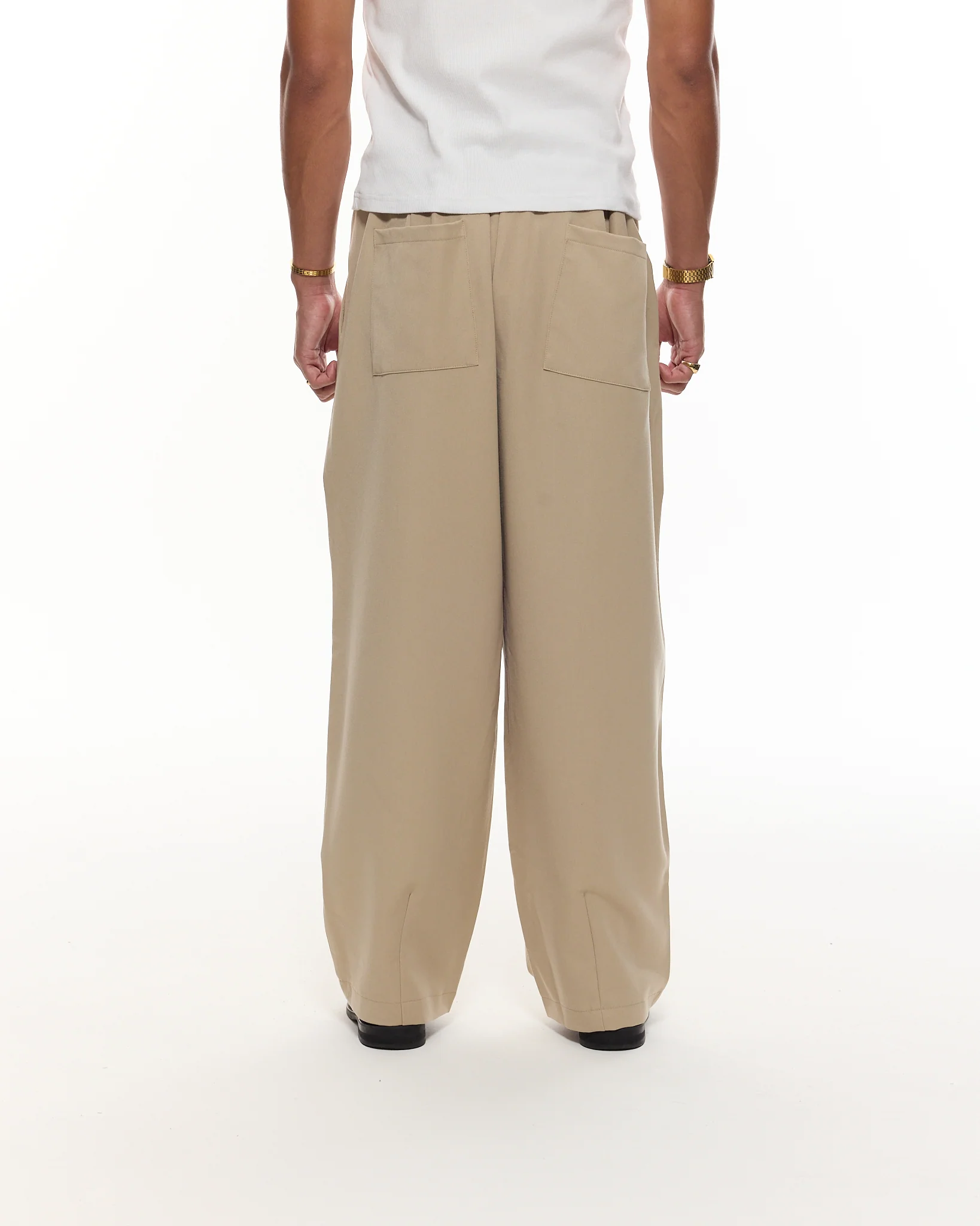 PLEATED PANT - SAND - Image 7
