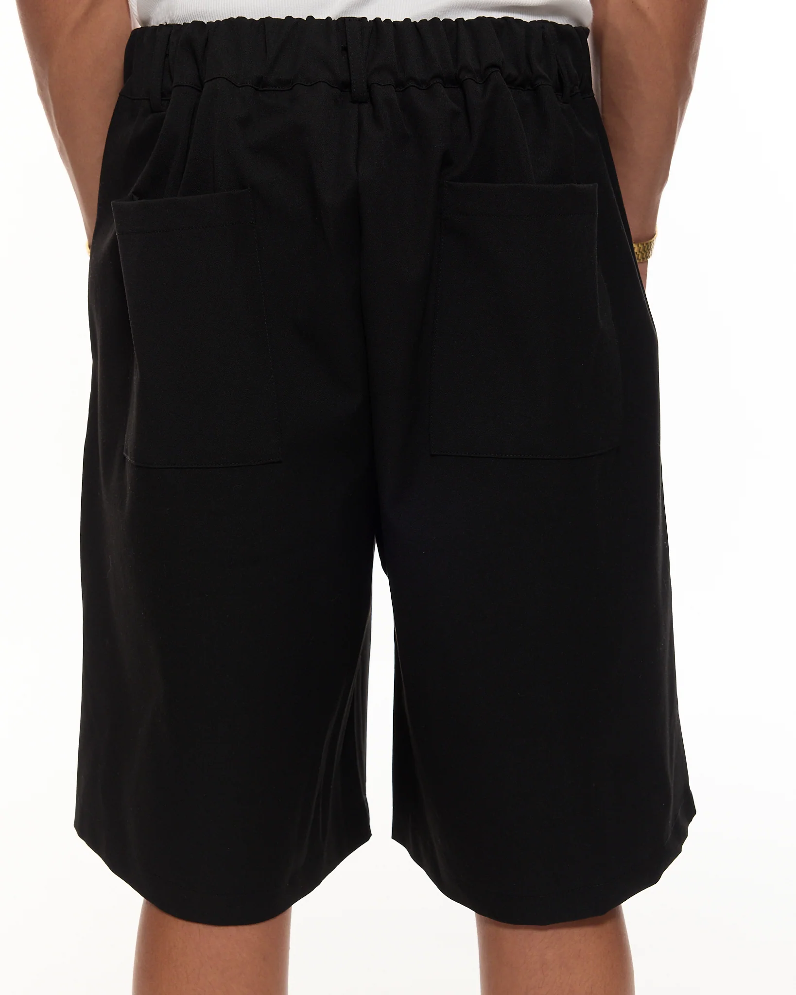 PLEATED SHORTS - BLACK - Image 8
