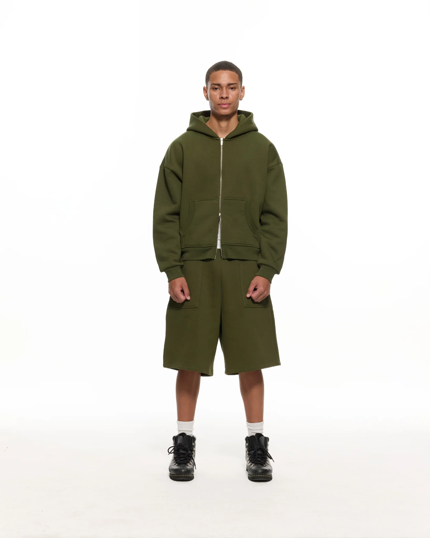COZY SHORTS - MILITANT - Image 3