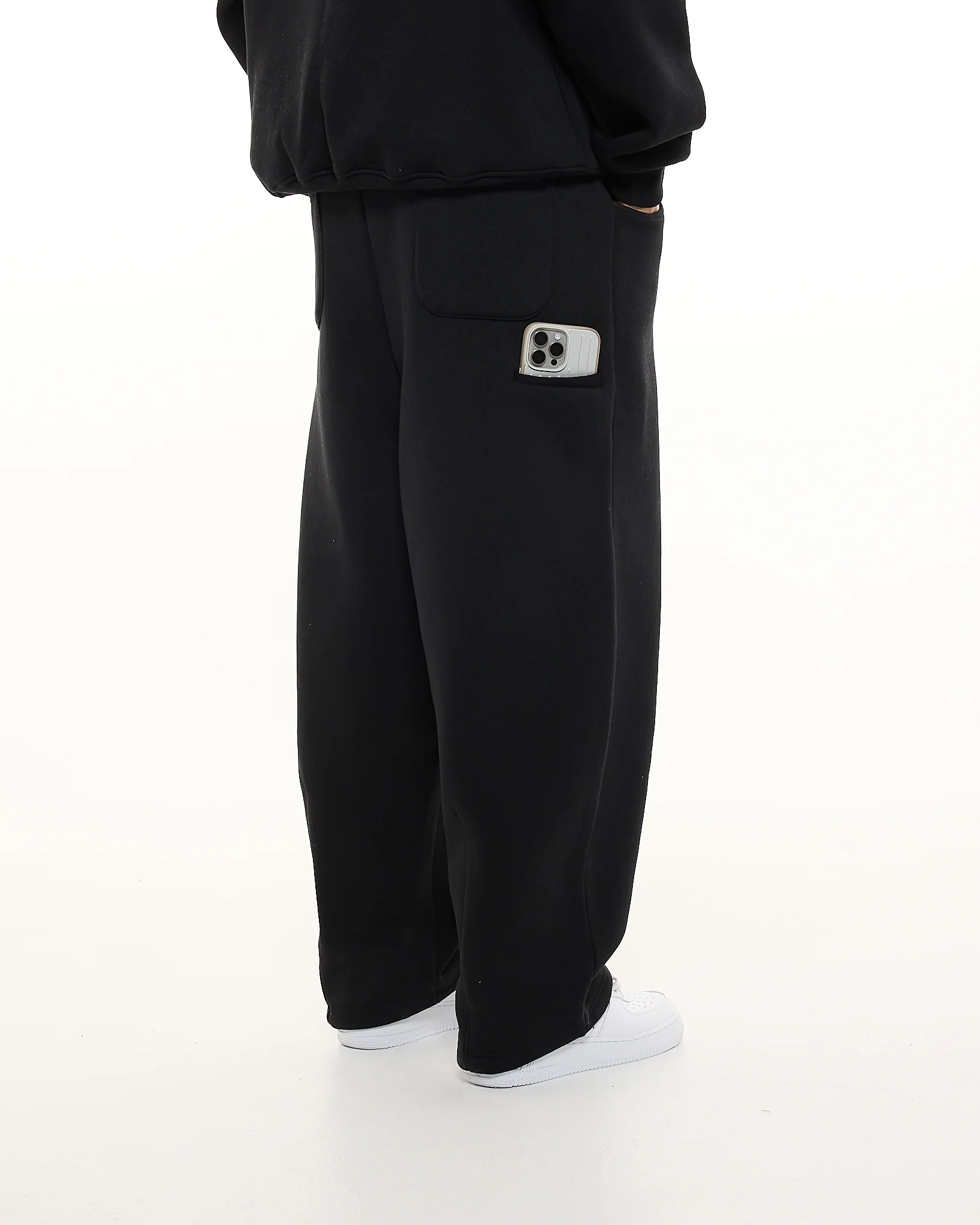 COZY STRAIGHT LEG SWEATS - BLACK - Image 7