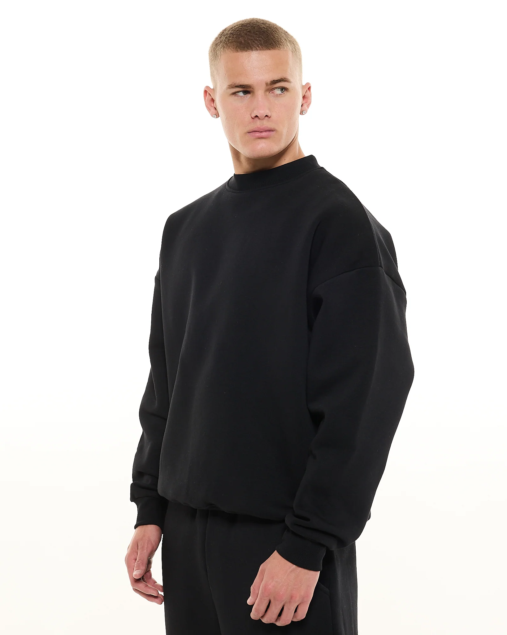 COZY SWEATER - BLACK - Image 6