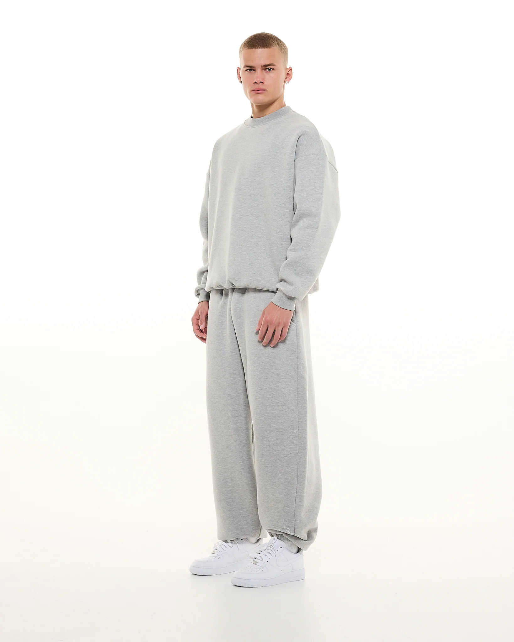COZY SWEATER - GREY - Image 6
