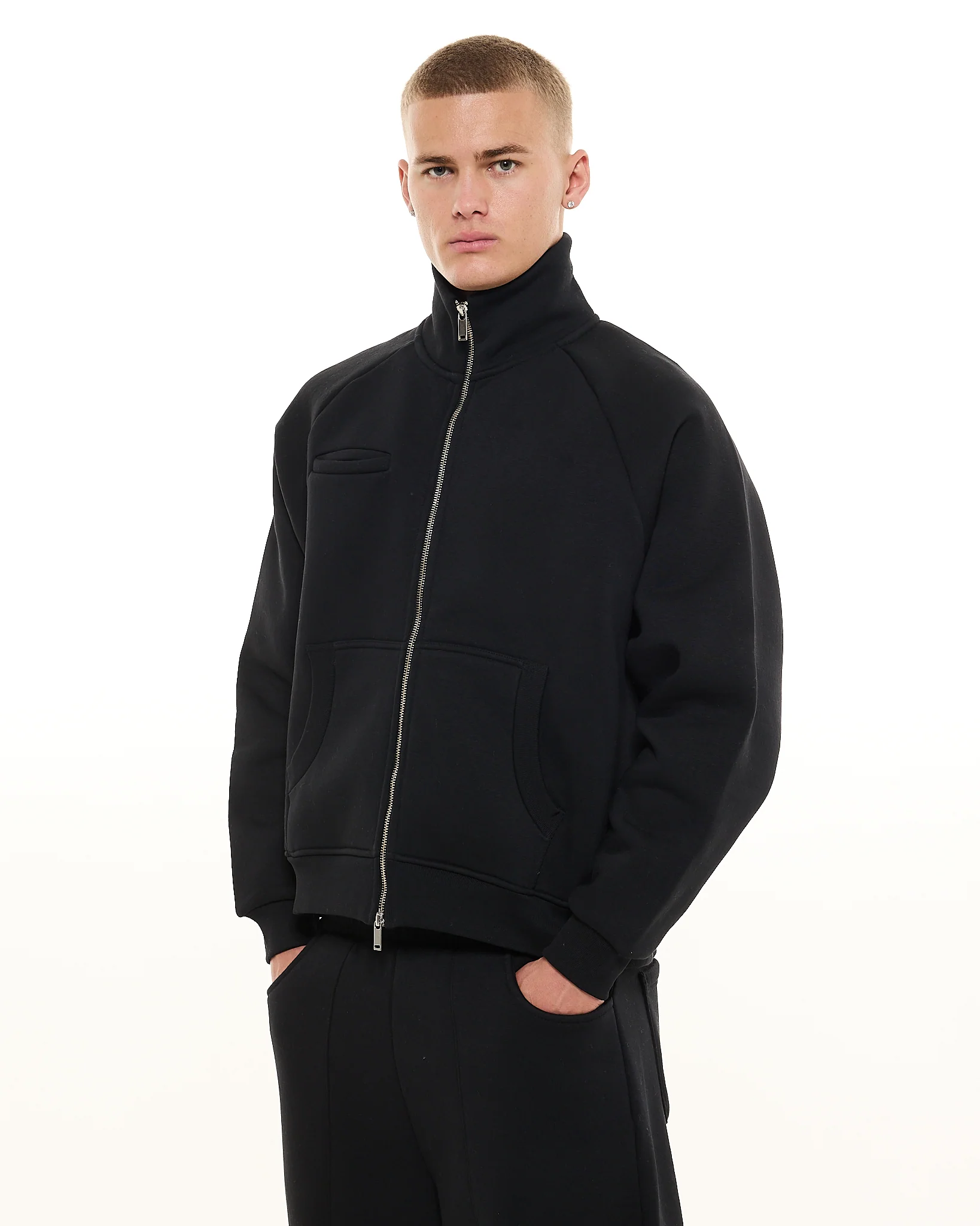 COZY TRACK JACKET - BLACK - Image 4