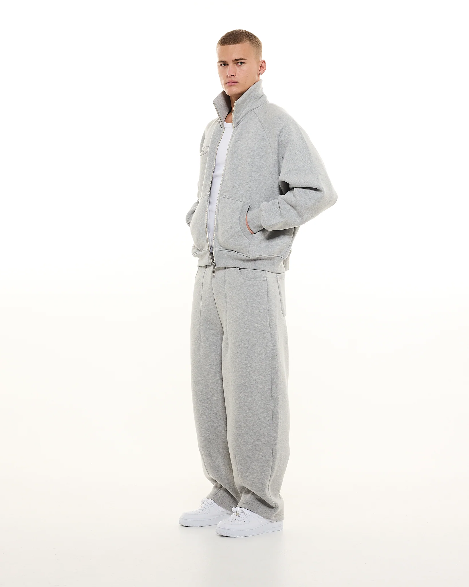 COZY TRACK JACKET - GREY - Image 4