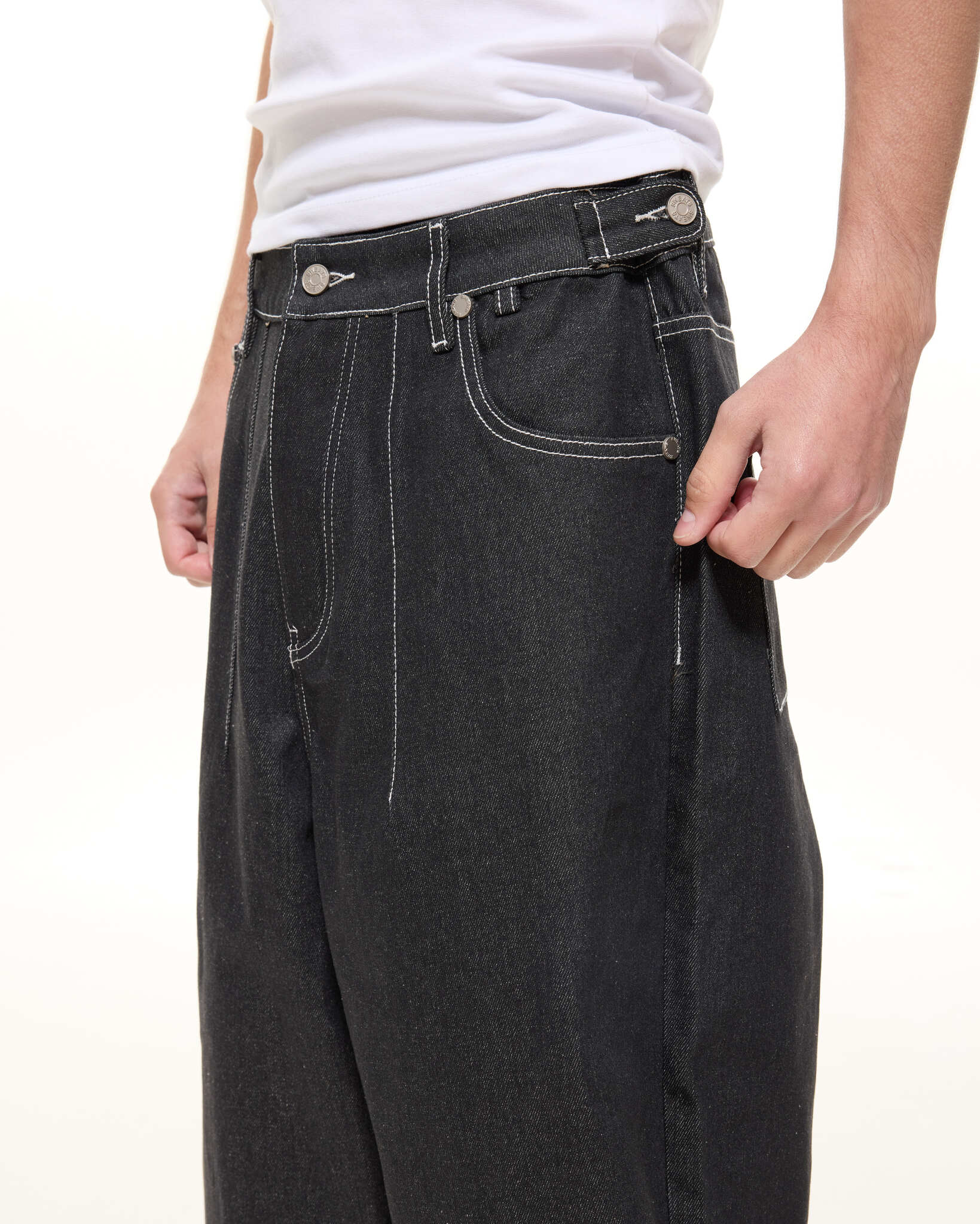 DENIM BAGGY JEANS - BLACK - Image 8