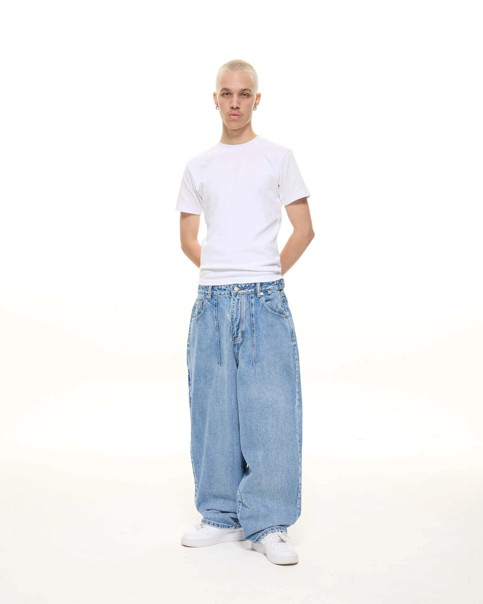 DENIM BAGGY JEANS - LIGHT BLUE - Image 3