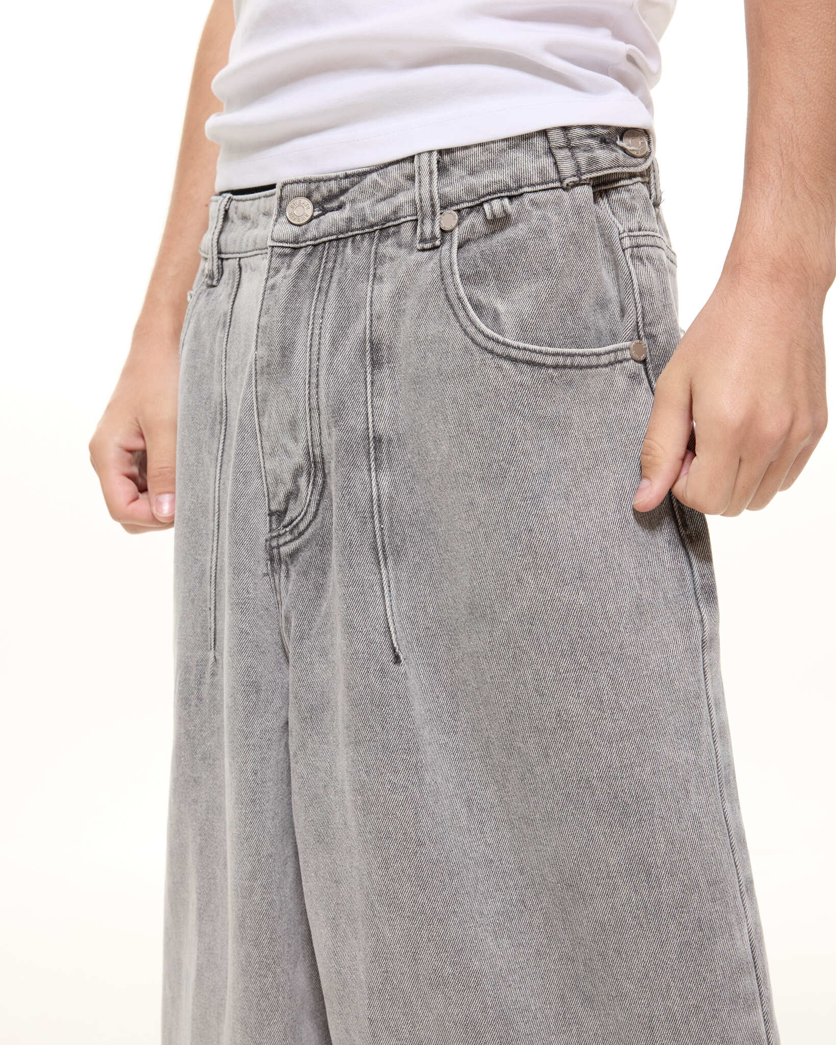 DENIM BAGGY JEANS - WASHED GREY - Image 5