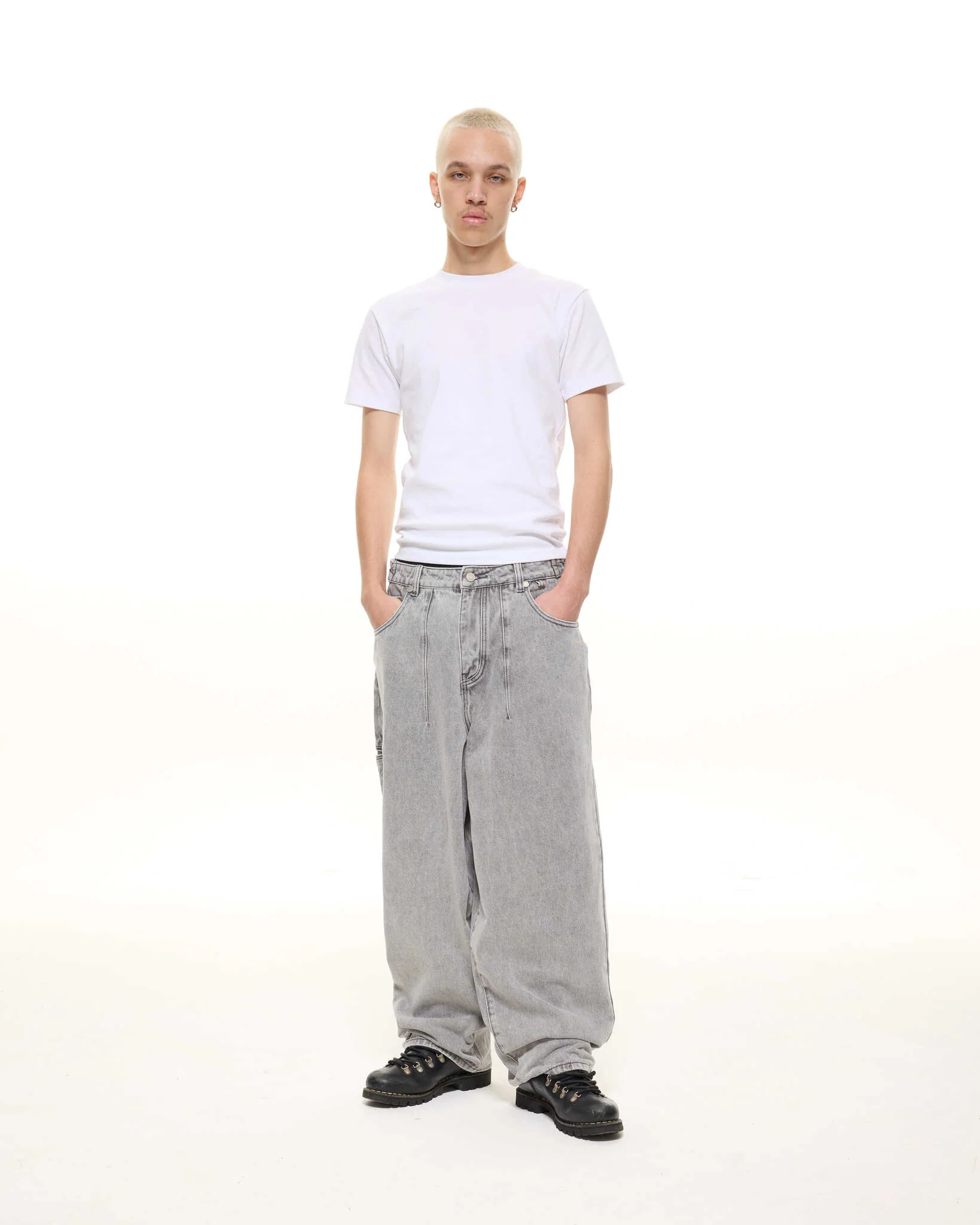 DENIM BAGGY JEANS - WASHED GREY - Image 6