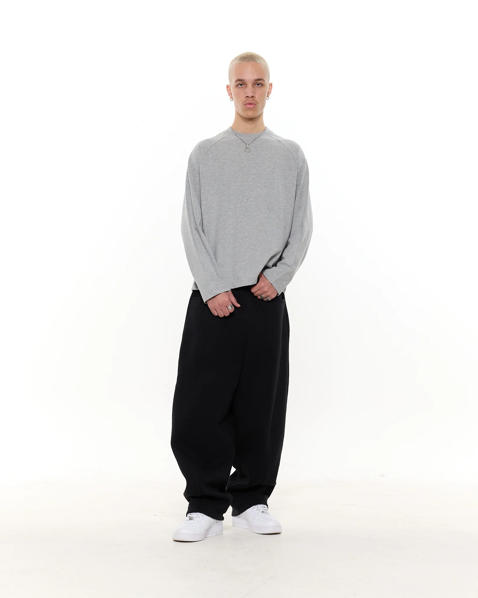 Long Sleeve T-Shirt - Grey - Image 6