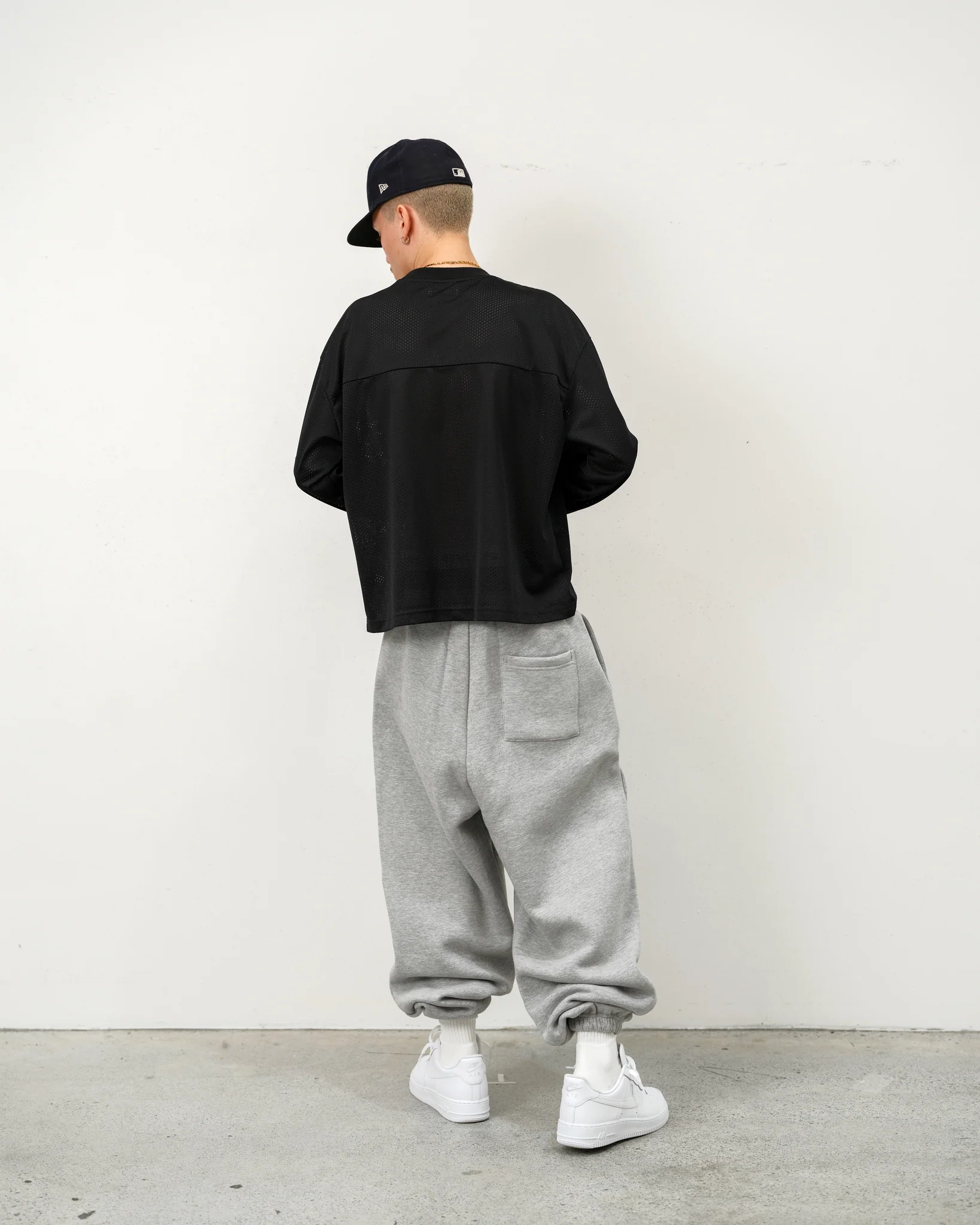 MESH LS T-SHIRT - BLACK - Image 8