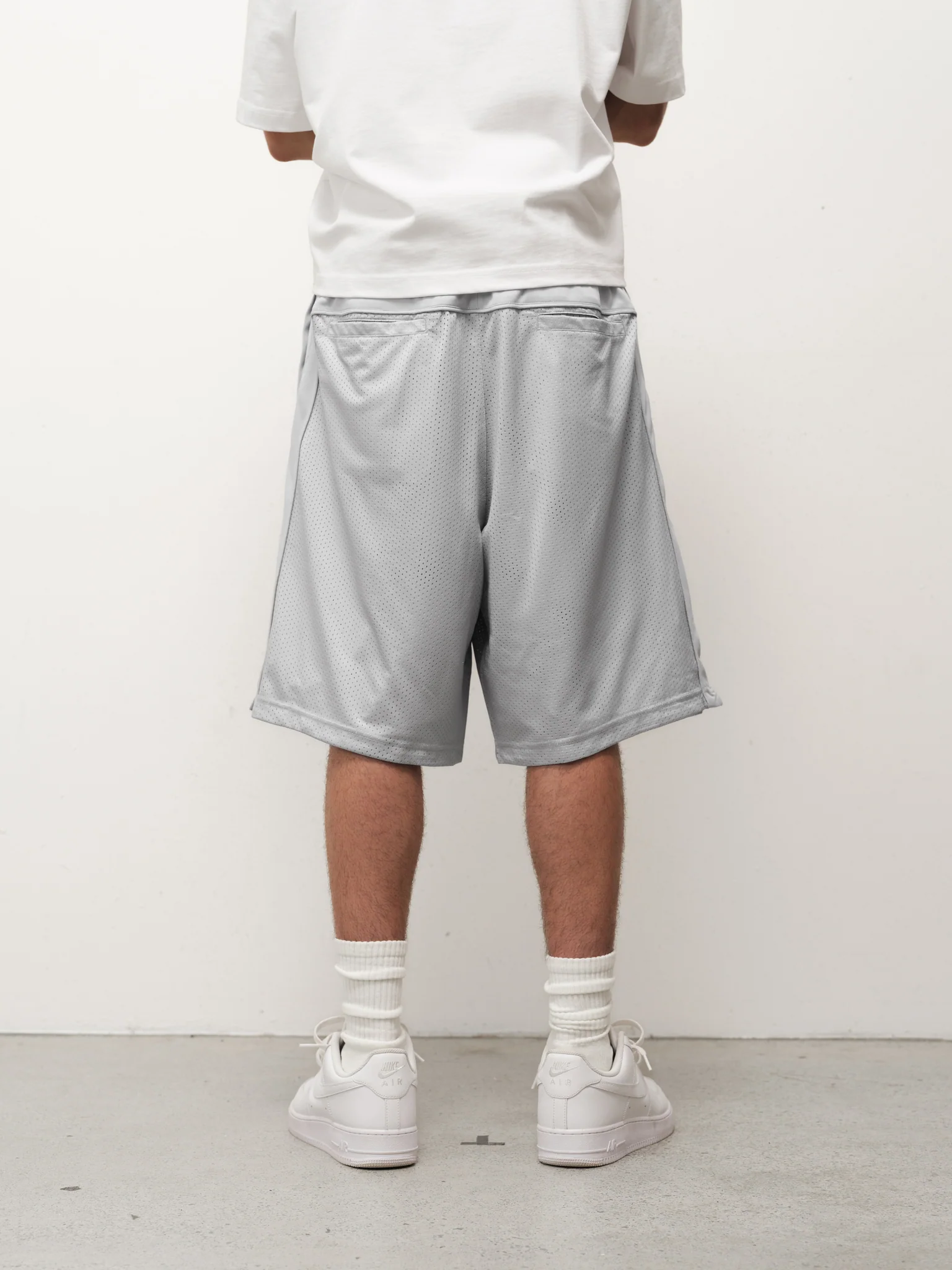 MESH SHORT - GREY - Image 13
