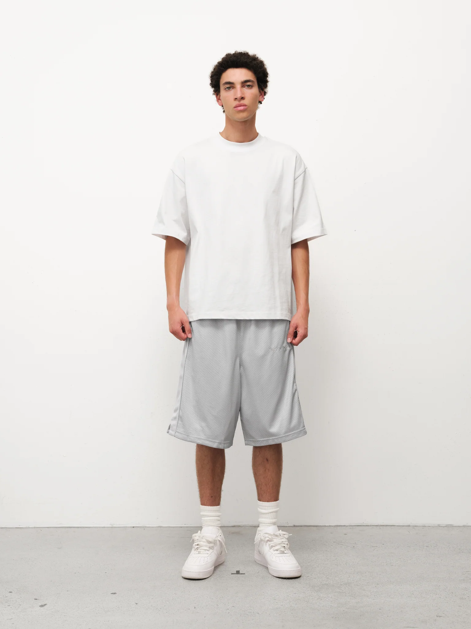 MESH SHORT - GREY - Image 7