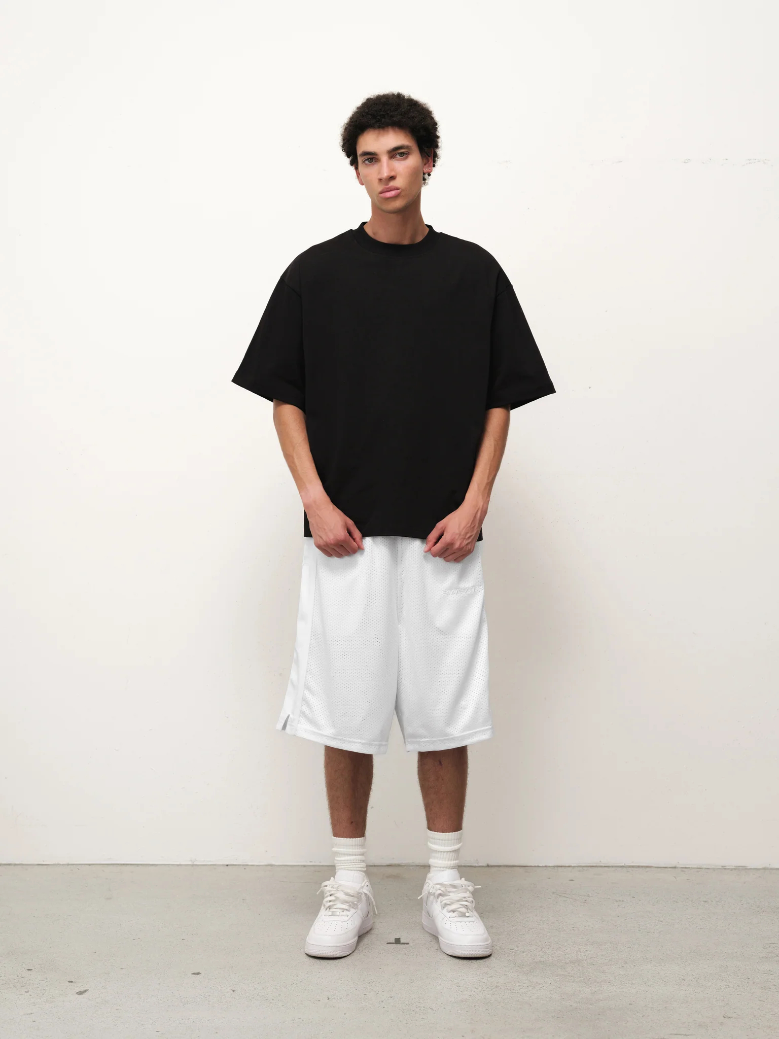 MESH SHORT - WHITE - Image 3