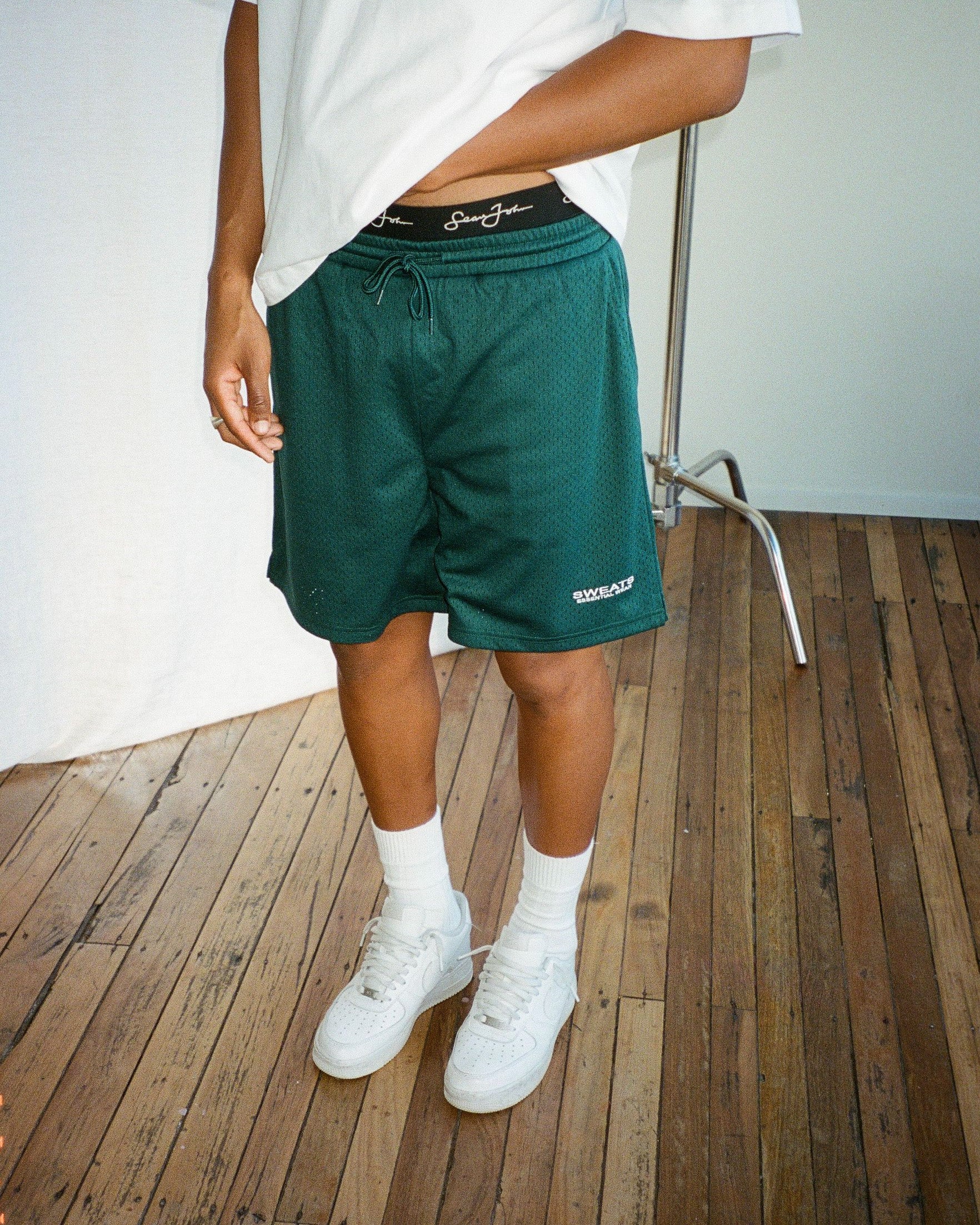 MESH SHORTS - GREEN - Image 4