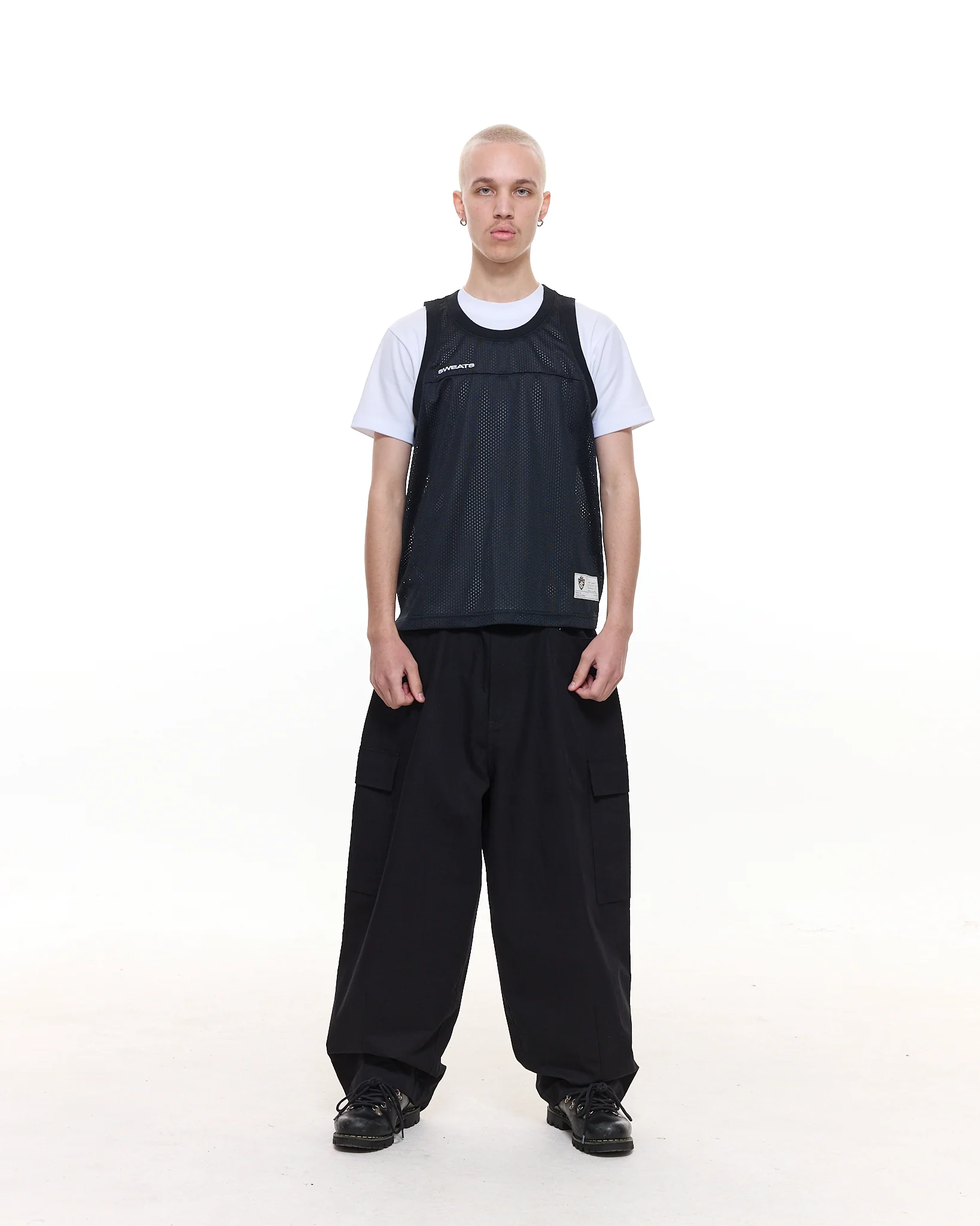 MESH SINGLET - BLACK - Image 3