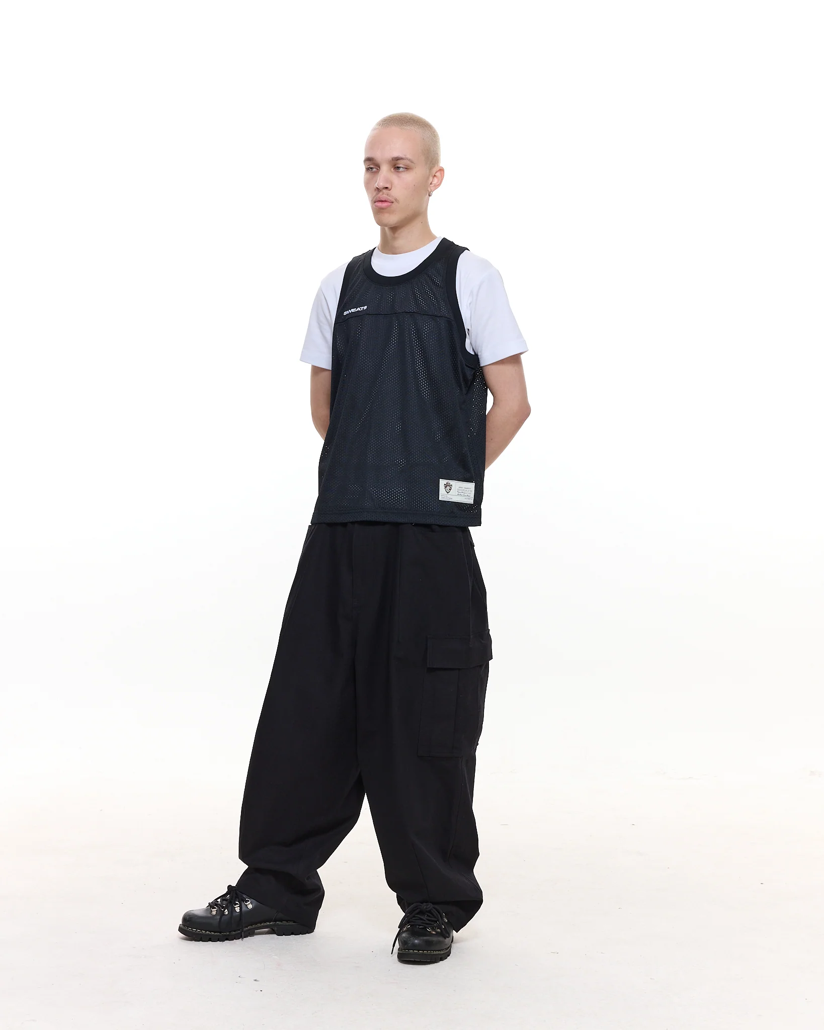 MESH SINGLET - BLACK - Image 5