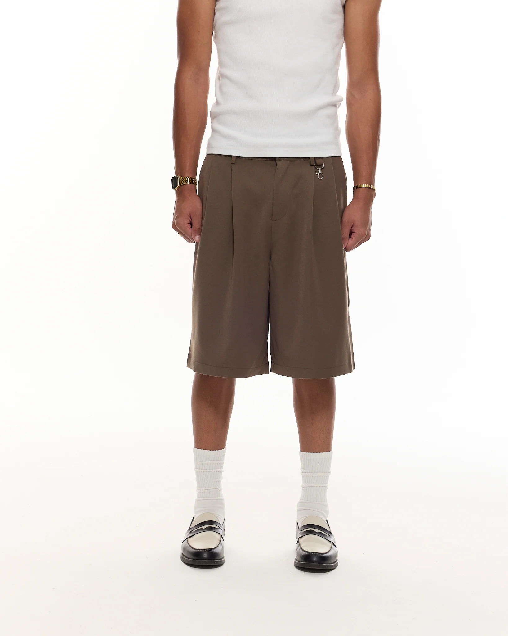 PLEATED SHORTS - BROWN - Image 2
