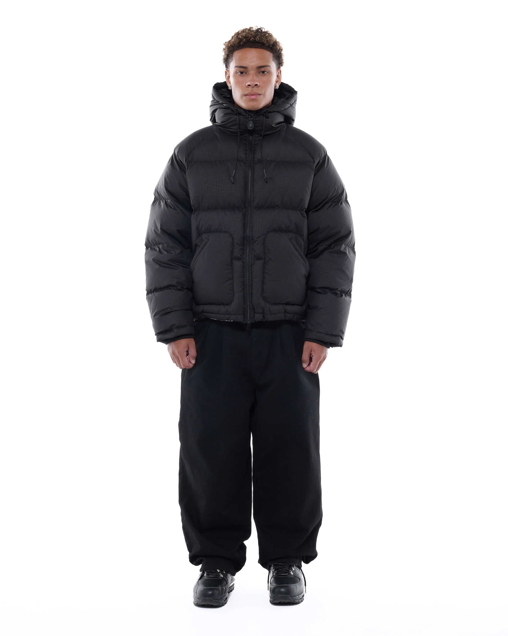 HOODED PUFFER JACKET - BLACK - Image 3