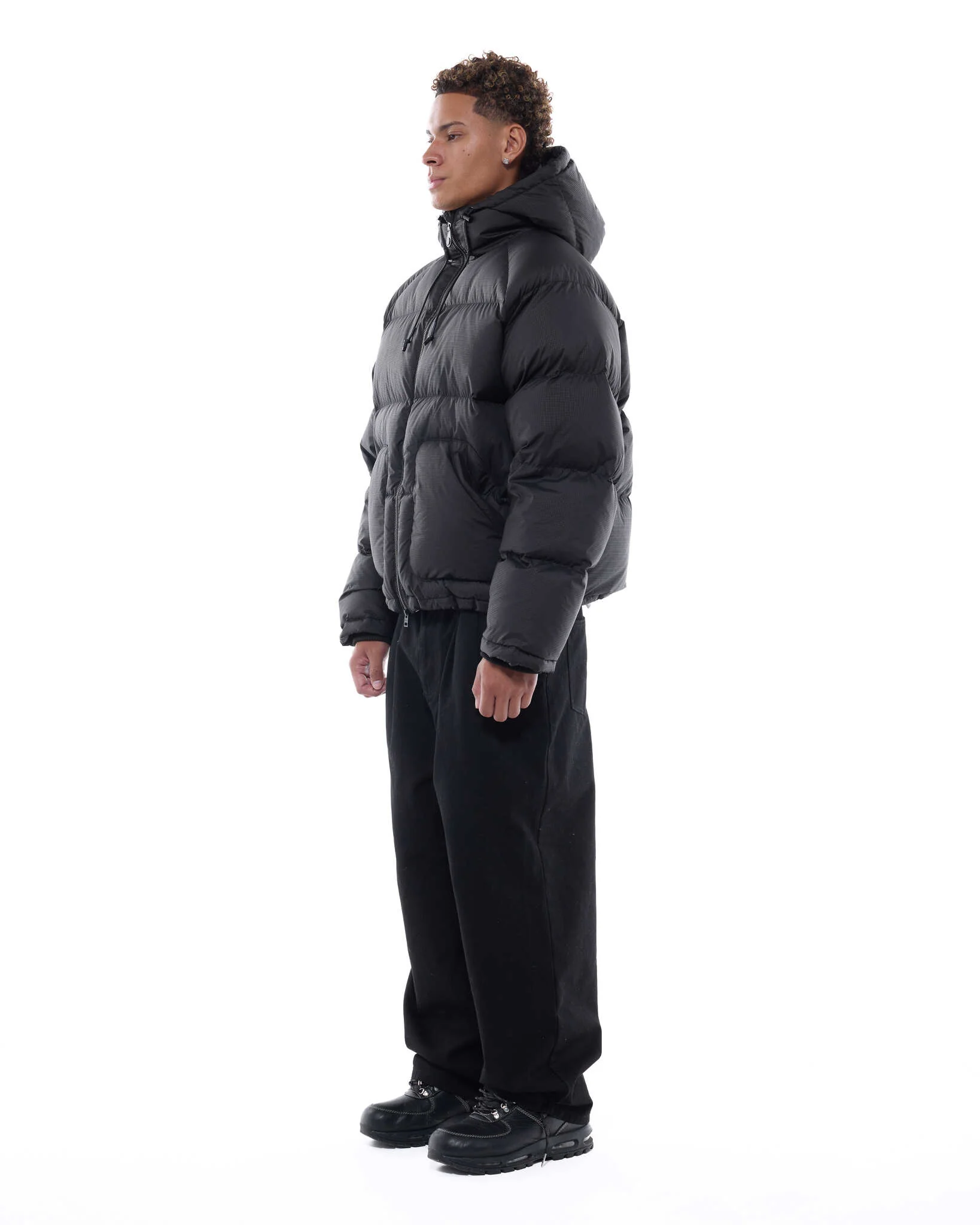 HOODED PUFFER JACKET - BLACK - Image 4