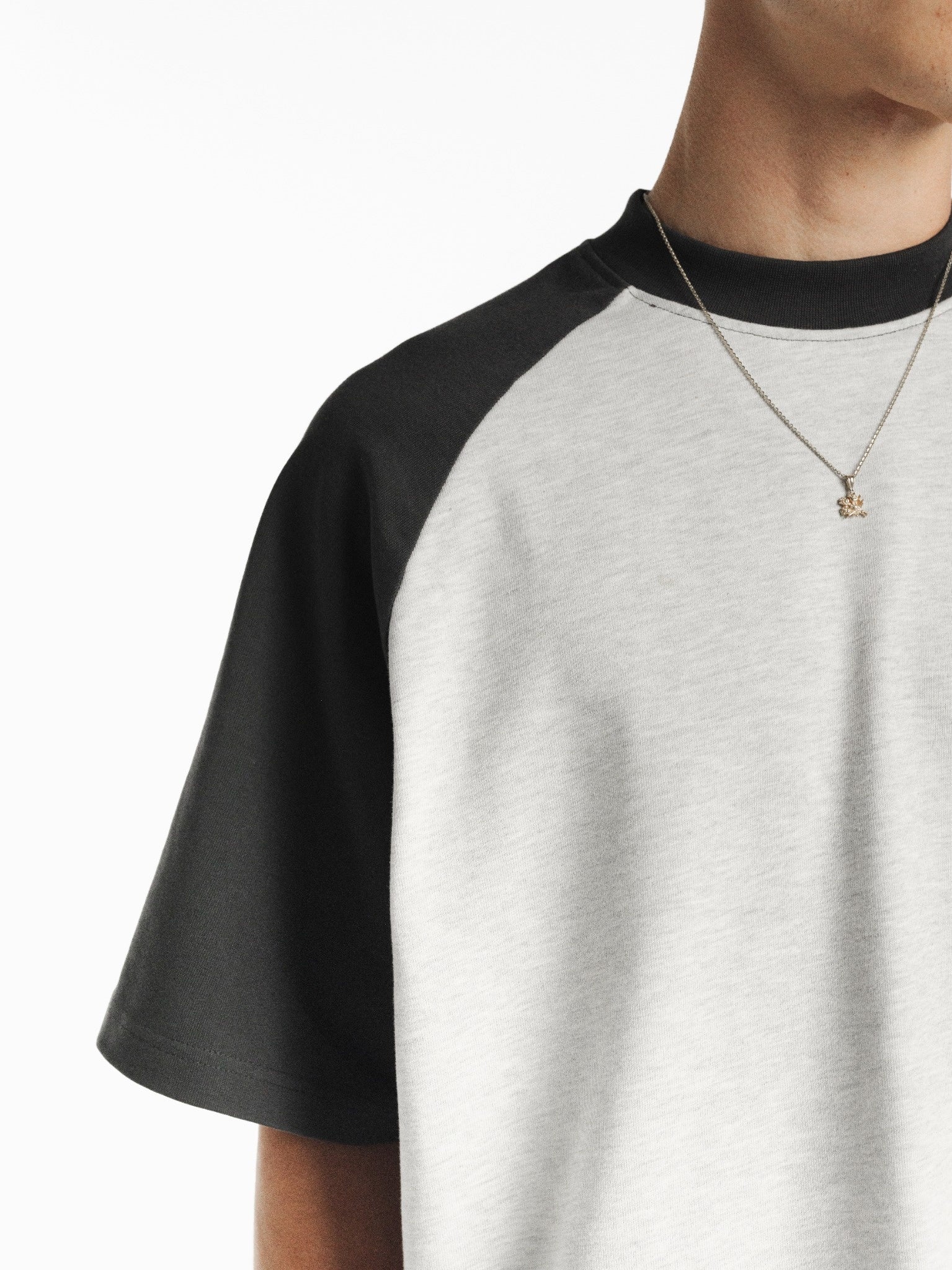 RAGLAN SS T-SHIRT - ARCTYC/GRANITE - Image 4